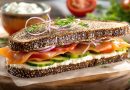 Sandwich med laks og tomat